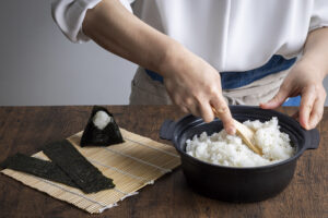 making Onigiri