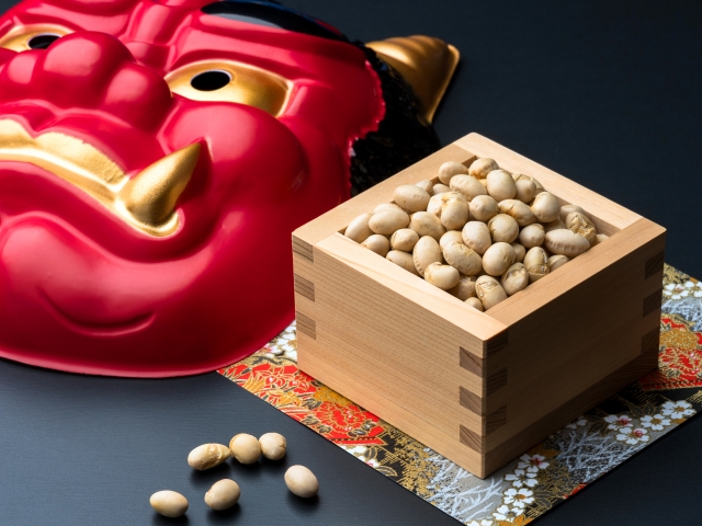 節分──「鬼は外、福は内」